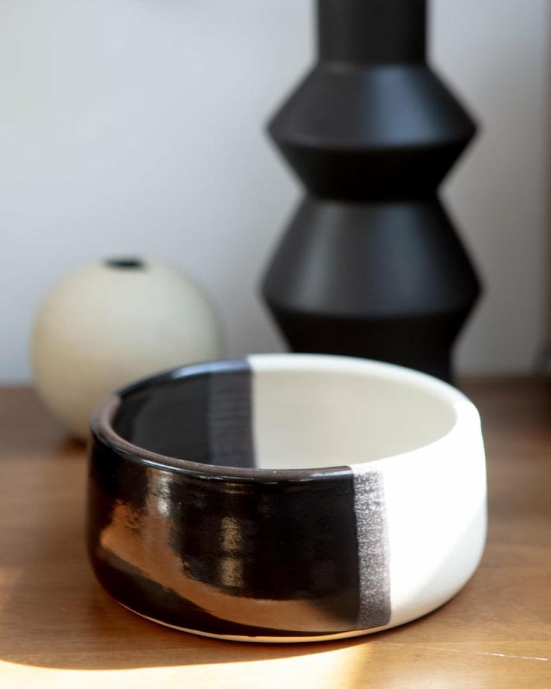 Bowls + Placemats |   Otto Pet Bowl In Noir & Blanc (Made In The Usa) Bowls + Placemats Bowls + Placemats